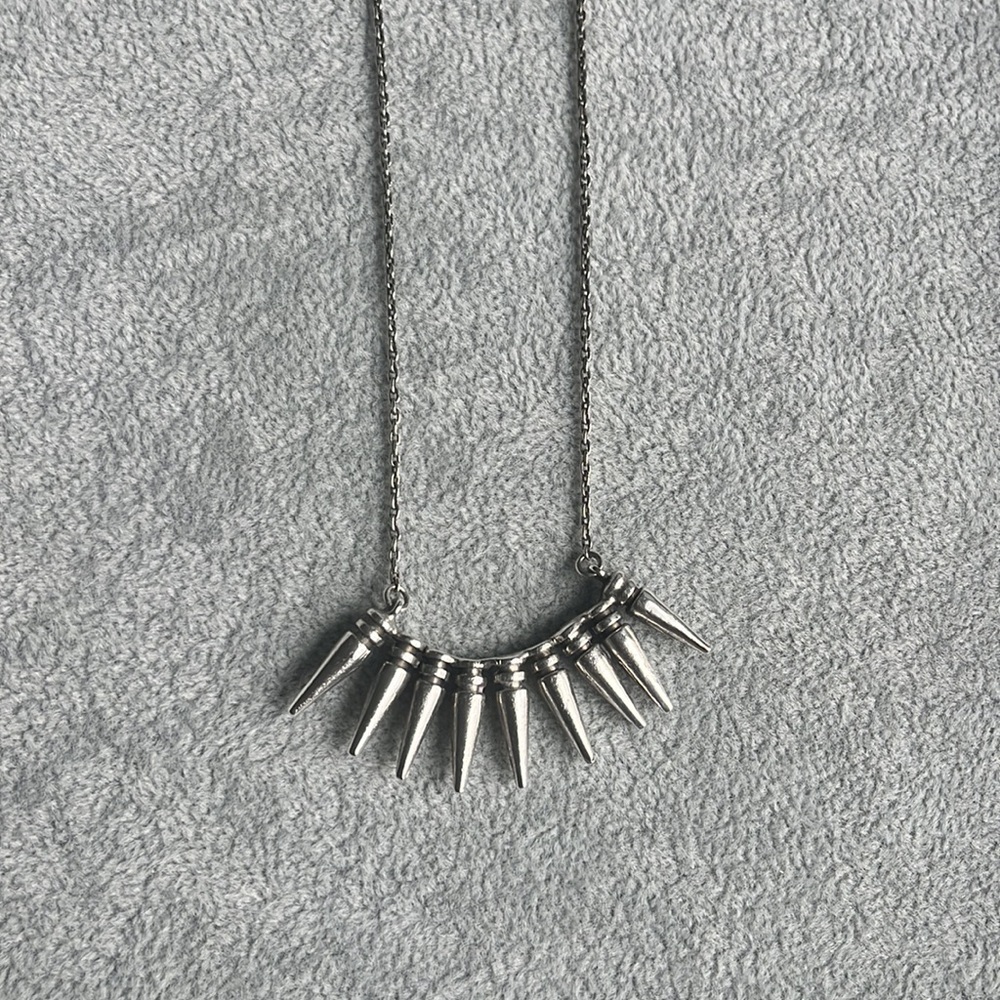 Lady Grey spike necklace